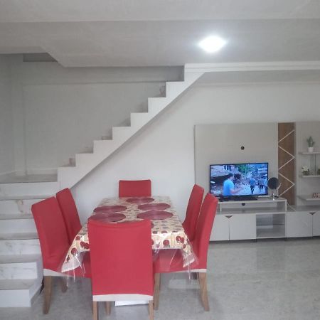 Apartamento Duplex Mobiliado Em São Pedro da Aldeia Εξωτερικό φωτογραφία