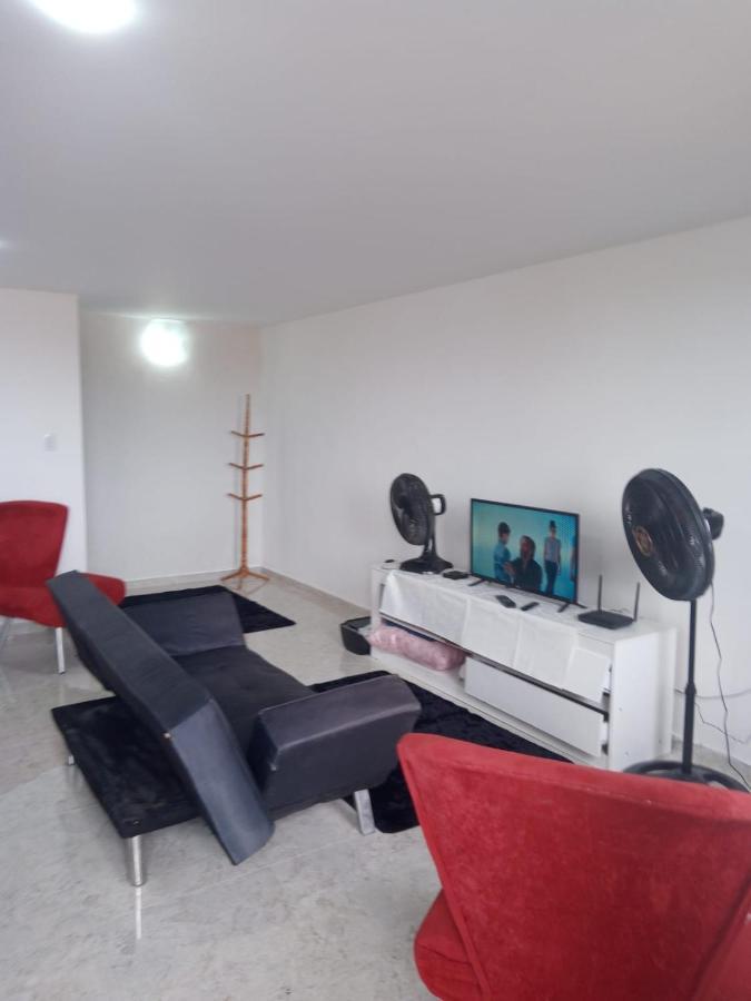 Apartamento Duplex Mobiliado Em São Pedro da Aldeia Εξωτερικό φωτογραφία