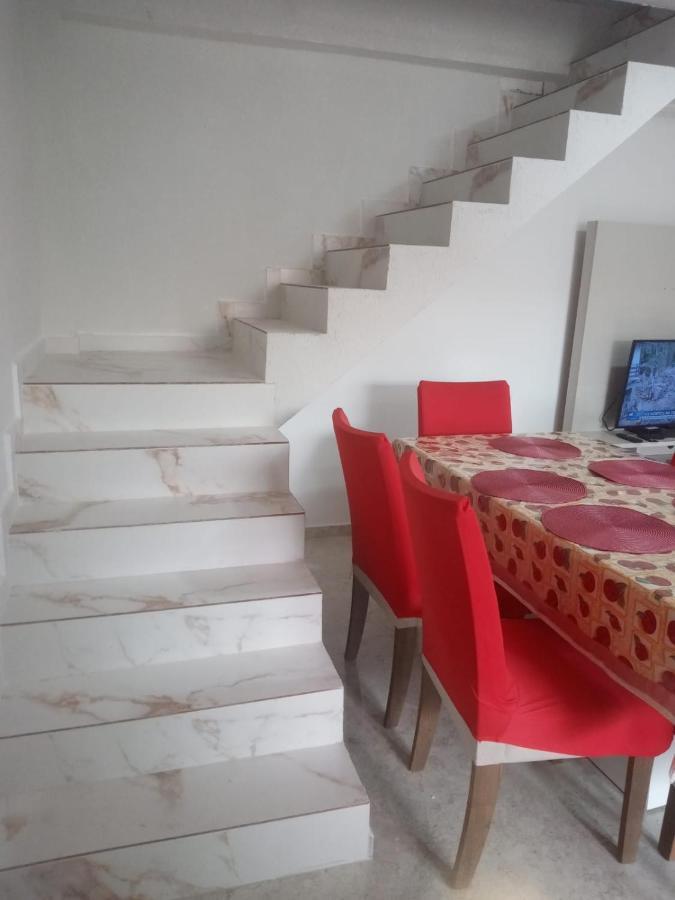 Apartamento Duplex Mobiliado Em São Pedro da Aldeia Εξωτερικό φωτογραφία